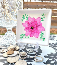 Load image into Gallery viewer, Pink and Green Flowers Tray
